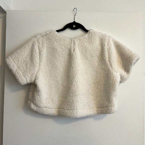 Oak & Fort Sherpa Crop - Picture 2 of 3